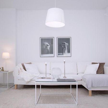Scandinavian Style Apartment With Amazing Sea Views And South West Facing Sunny Terrace In Miraflores Walking Distance To The Beach! Малага Екстериор снимка