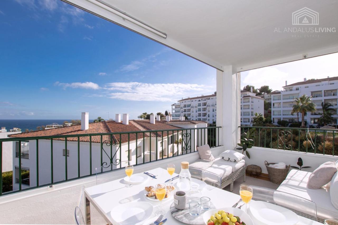 Scandinavian Style Apartment With Amazing Sea Views And South West Facing Sunny Terrace In Miraflores Walking Distance To The Beach! Малага Екстериор снимка